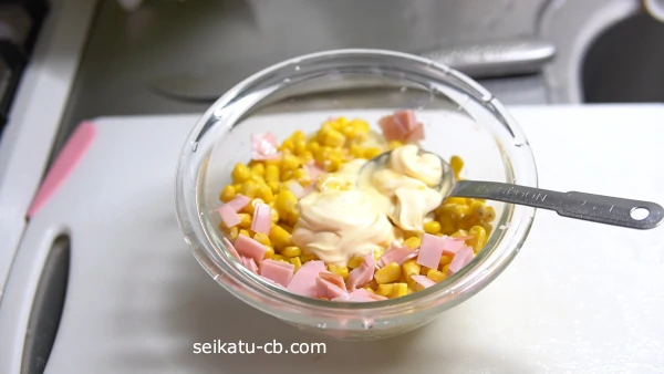 �ܥ���˥����륹�����κ���������ƺ�����碌��