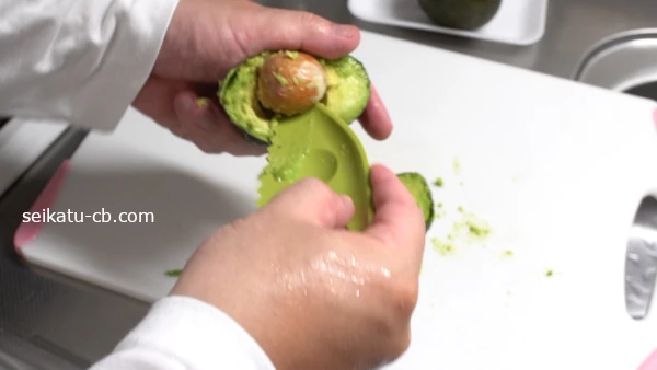 ���ܥ��ɥ��å����ǥ��ܥ��ɤμ�򤯤�̤�