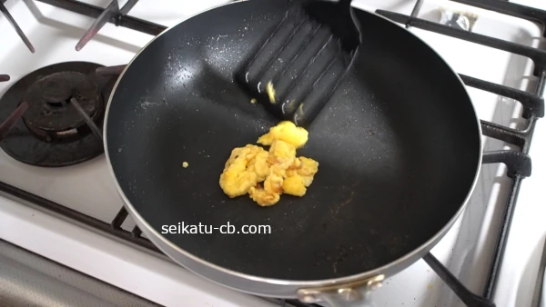 ¥Õ¥ì¥ó¥Á¥È¡¼¥¹¥È¥á¡¼¥«¡¼¤Ë»Ä¤Ã¤¿Ä´Ì£±Õ¤ò¥Õ¥é¥¤¥Ñ¥ó¤Ç¾Æ¤¯