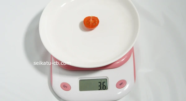 小（S）サイズのミニトマト半分の重さは3.6g
