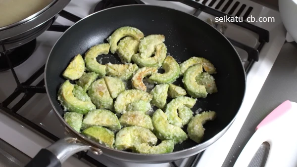 ���ܥ��ɤ��֤��Ƥ�����Ȥ��Ƥ��ˤ���