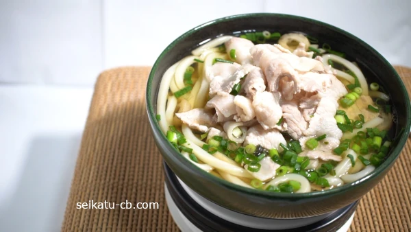 松茸の味お吸い物で作った肉うどん
